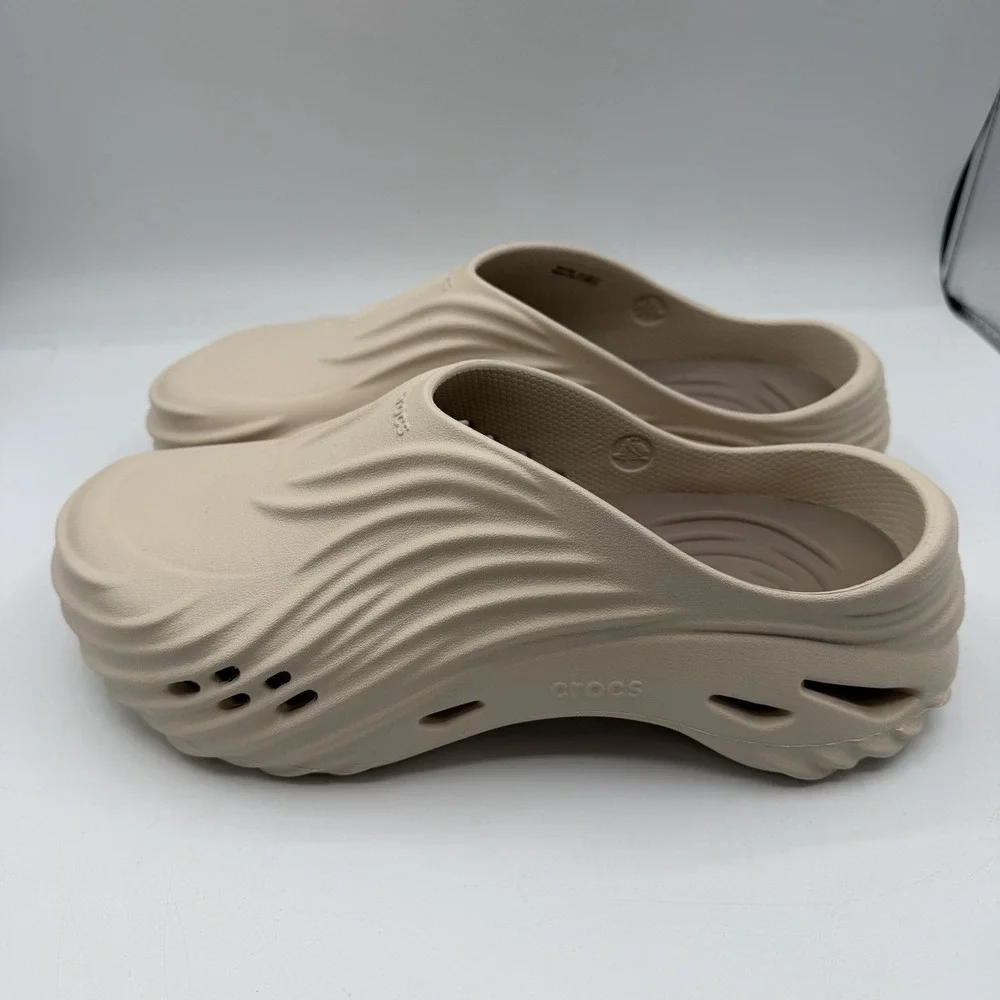 Crocs Echo Wave Clogs Mens 10 Womens 12 Almond Tint Beige Brown Slip On‎ Shoes